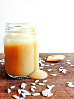 Una foto de Dulce de leche con arroz y leche de soja (Dulce de leche vegano / dulce de leche con leche vegetal)