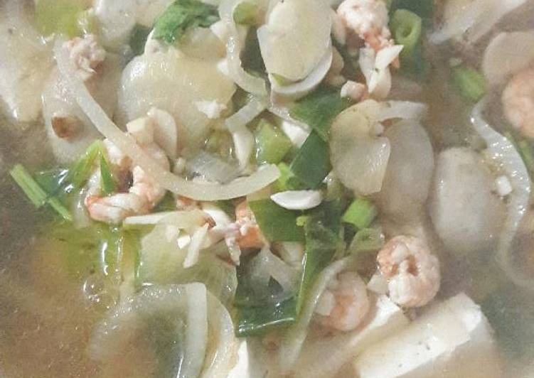 Sop Tahu Udang Jamur Kancing