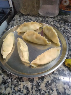 Una foto de Empanadas de caballa, choclo