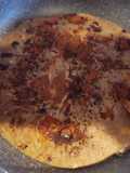 Torta de banano con agraz hecho en sartén
