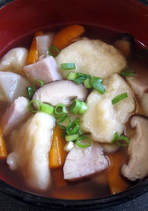 A picture of Dumplings in Soup.