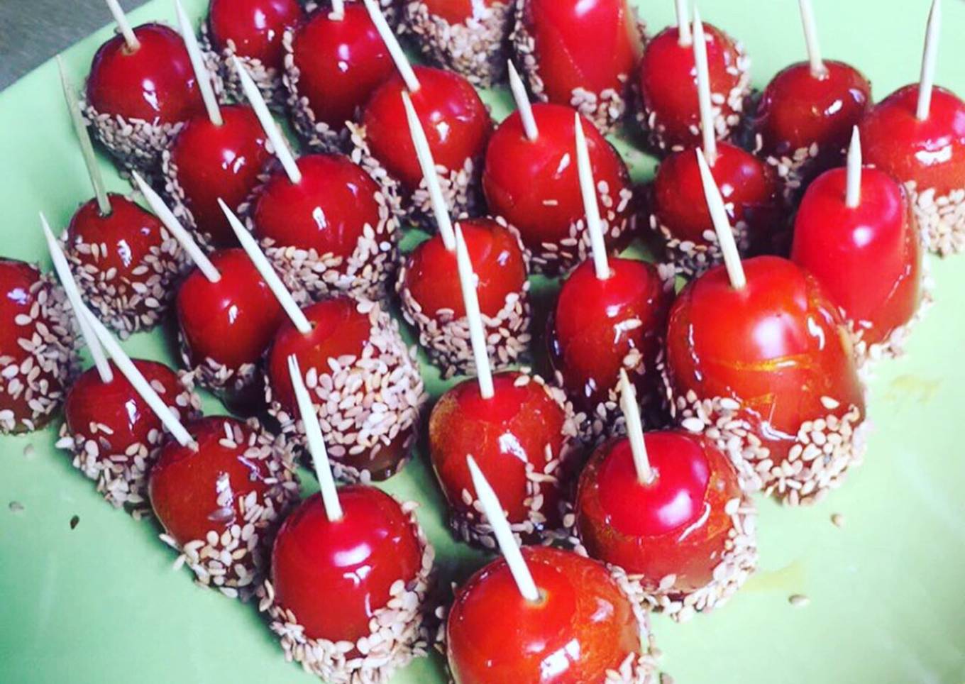 Tomates cerises façon pomme d’amour