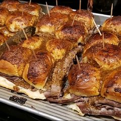 A picture of Roast Beef Sliders.