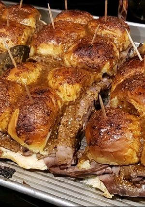 A picture of Roast Beef Sliders.