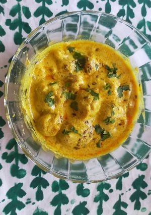 કઢી પકોડા (Kadhi Pakoda Recipe in Gujarati) રેસીપી મુખ્ય ફોટો