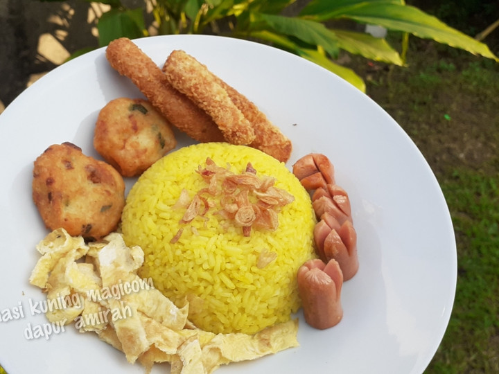 Resep: Nasi kuning magic com Yang Sederhana