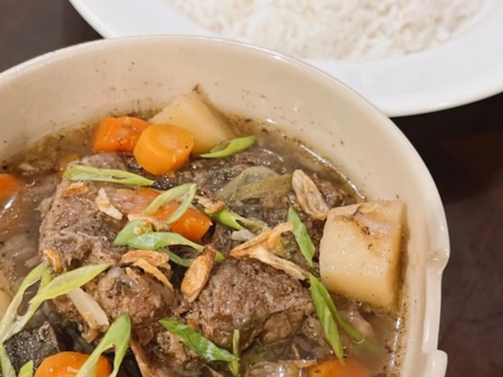 Langkah Gampang Menyiapkan Resep Sop Buntut Sapi / Beef Oxtail yang Menggugah Selera