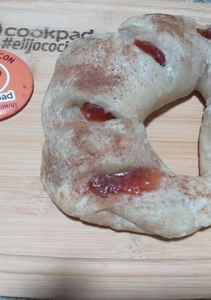 Una foto de Rosquita con Dulce de Membrillo
