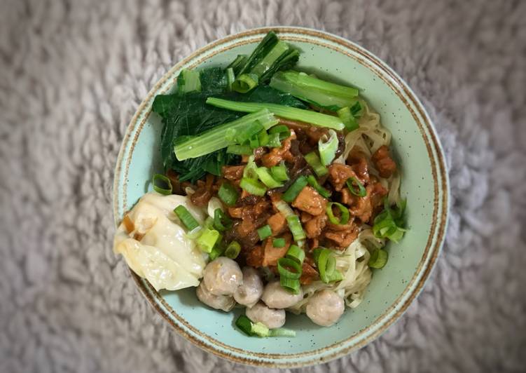 Mie yamin ayam jamur ala Bakmi GM🍲