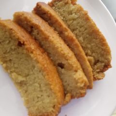 A picture of Irish Cream Cake.