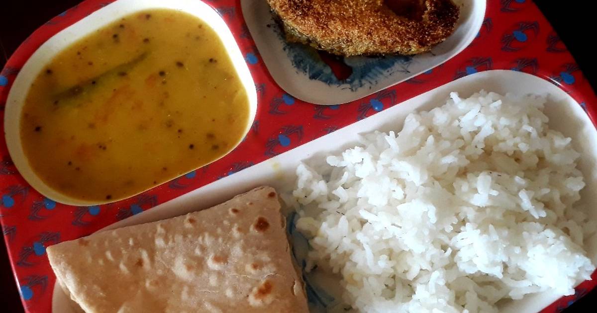 Dal, rice, with fish fry and roti Recipe by Tasneem Khan - Cookpad