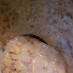 A picture of Biscuits and gravy.