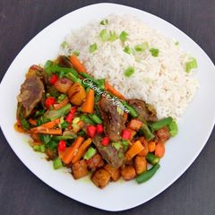 Gizdodo & Veg stir fry A picture of Gizdodo & Veg stir fry.