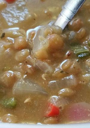 A picture of Lentil soup.