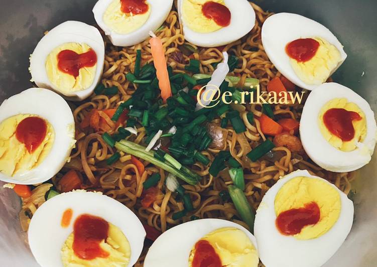 Bahan Indomie Tek Ebi Ulang Tahun | Resep Bumbu Indomie Tek Ebi Ulang Tahun Yang Enak Dan Lezat