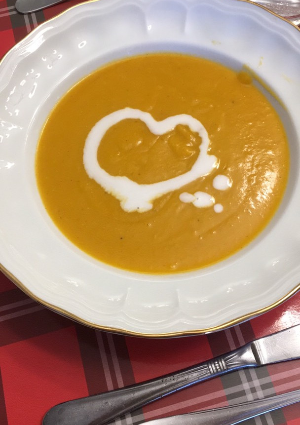 Una foto de Crema de calabaza al curry