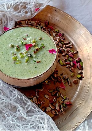 A picture of Lauki Pista kheer.