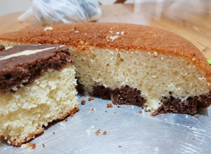 Una foto de Torta fácil en olla essen!