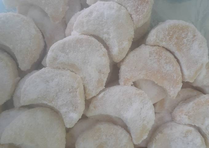 Kue Putri Salju