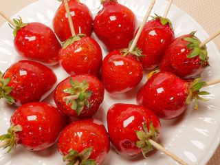 草莓冰糖葫蘆 ｜いちご飴