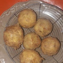 A picture of Yam Balls.