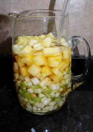 Una foto de Ponche de frutas verdes para Las Fiestas