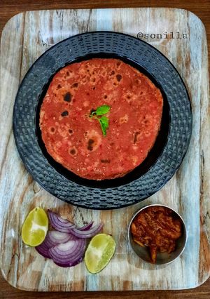 A picture of Beetroot paratha.