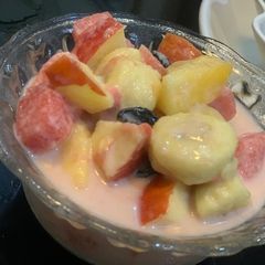 A picture of Fruit salad.