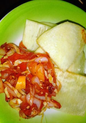 Fried yam and sauce ainihin hoton girkin