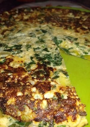 Una foto de Tortilla e zapallito y acelga