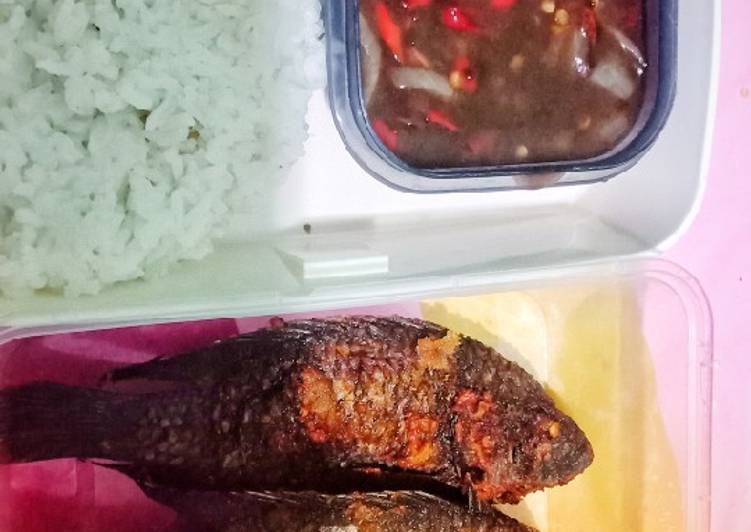 Resep Ikan mujaer bumbu tauco ala bunaz Lezat