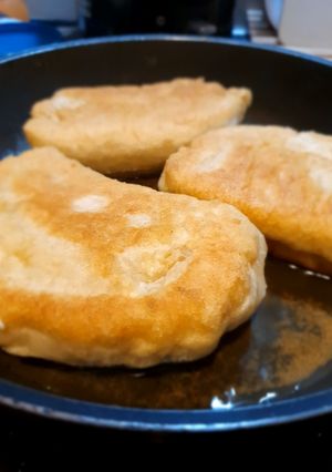 A picture of Grandma's feta bread.
