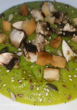 Foto principal de Crema de calabacín y champis