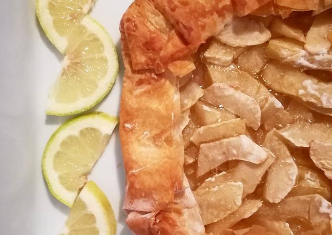Modo più semplice a Preparare Fatto in casa super veloce Torta di mele con pasta fillo