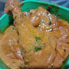 A picture of Butter chicken.