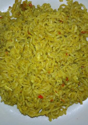 A picture of Stir fry noodles.