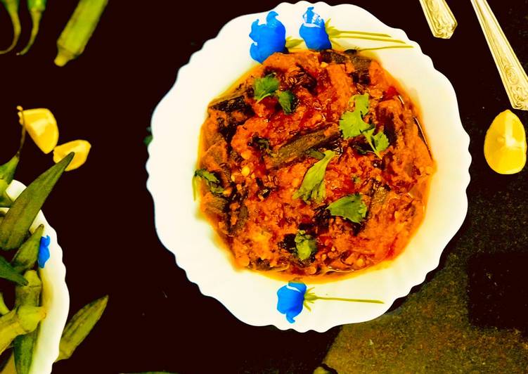 Steps to Make Homemade Bhindi in Tomato Gravy