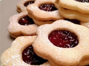 Una foto di biscotti farina di mandorle