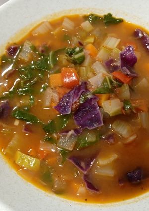 Una foto de Olla multicolor 🌈 de verduras