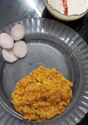 A picture of Gobindobhog rice masala khichdi.