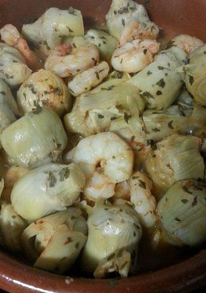 Una foto de Gambas Con Alcachofas