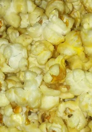 A picture of Glazed Popcorn.
