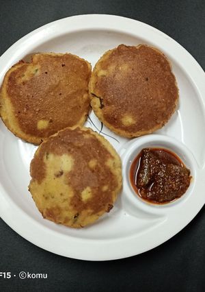 A picture of Aloo puri.