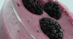 Erdeigyümölcsös - tofukrémes turmix recept recept fotó