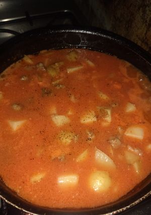 Una foto de Carne con papas