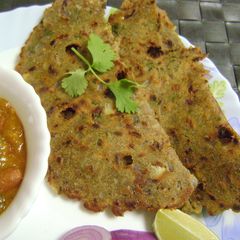 A picture of Bajra Roti.