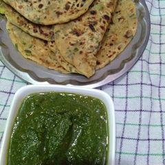 A picture of Multi vitamin paratha.