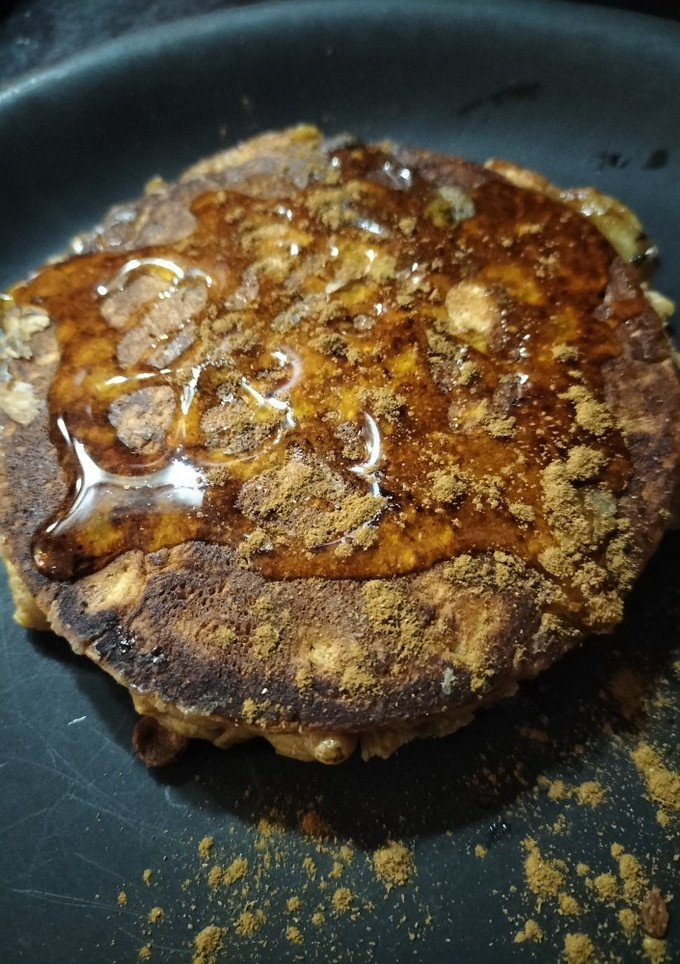 Una foto de Tortitas imperfectas de plátano, avena y nueces