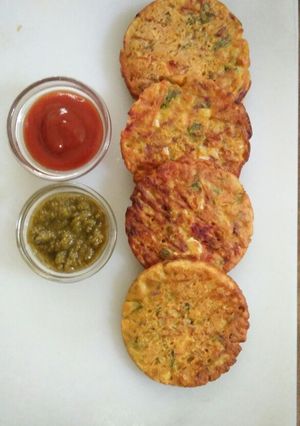 A picture of Besan Mixed Veg Pancake.