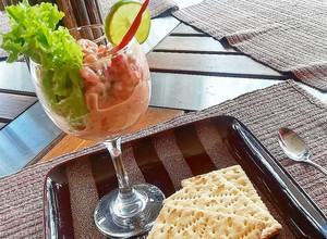 Una foto de Cóctel de camarón 🍤